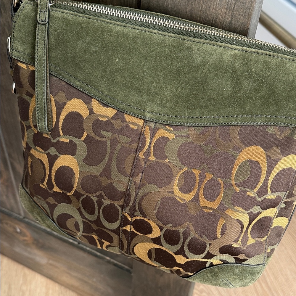Vintage Coach Chelsea Optic Shoulder Bag - Picture 4 of 14